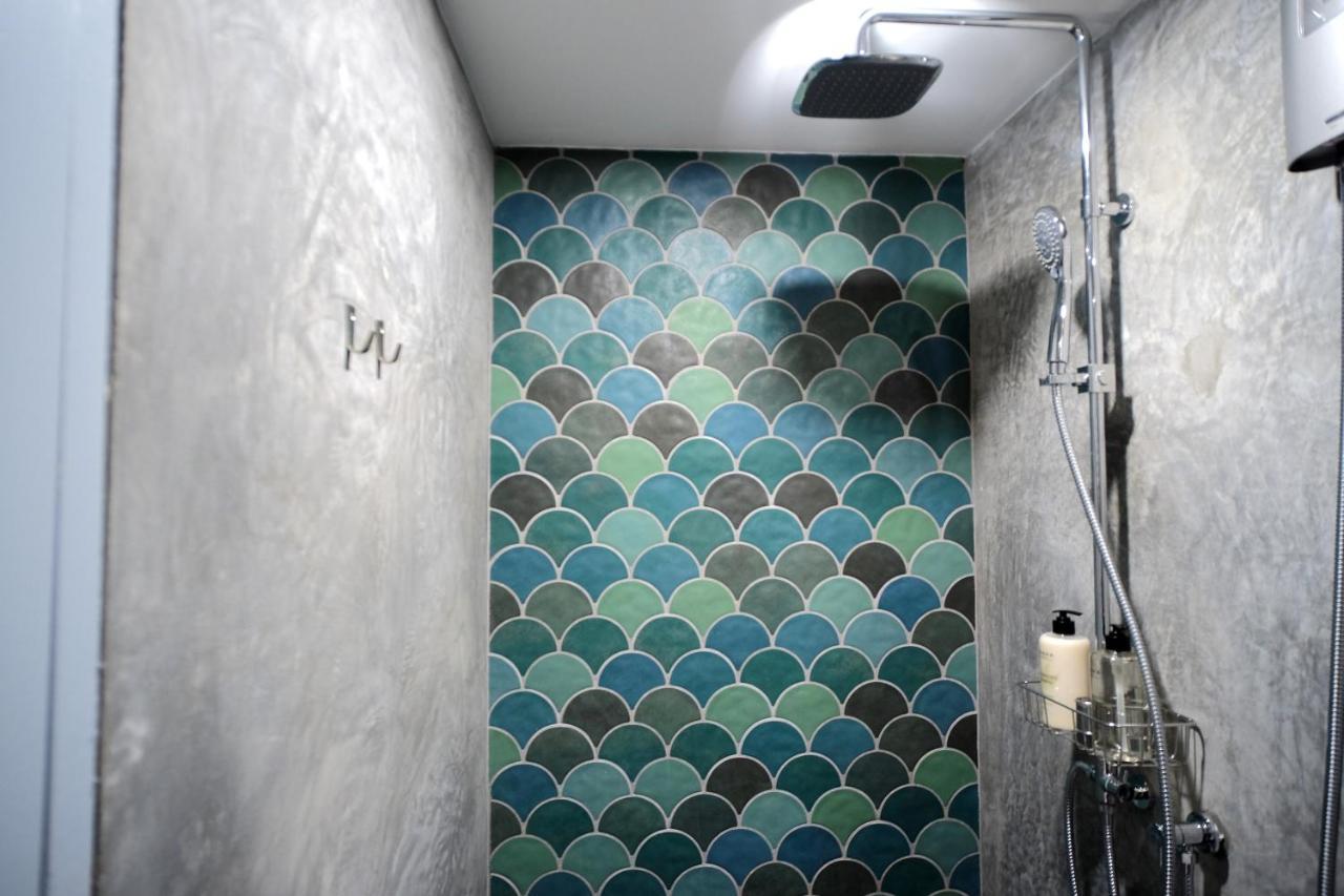 Baan Khun Pra Duplex Rm3 Bangkok Apartment Luaran gambar